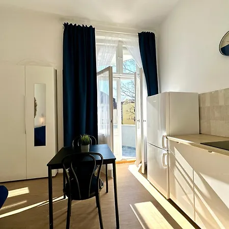 Przy Plazy Z Parkingiem Iii *