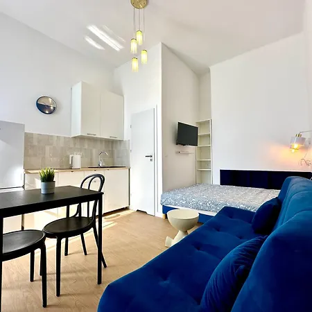 Przy Plazy Z Parkingiem Iii *